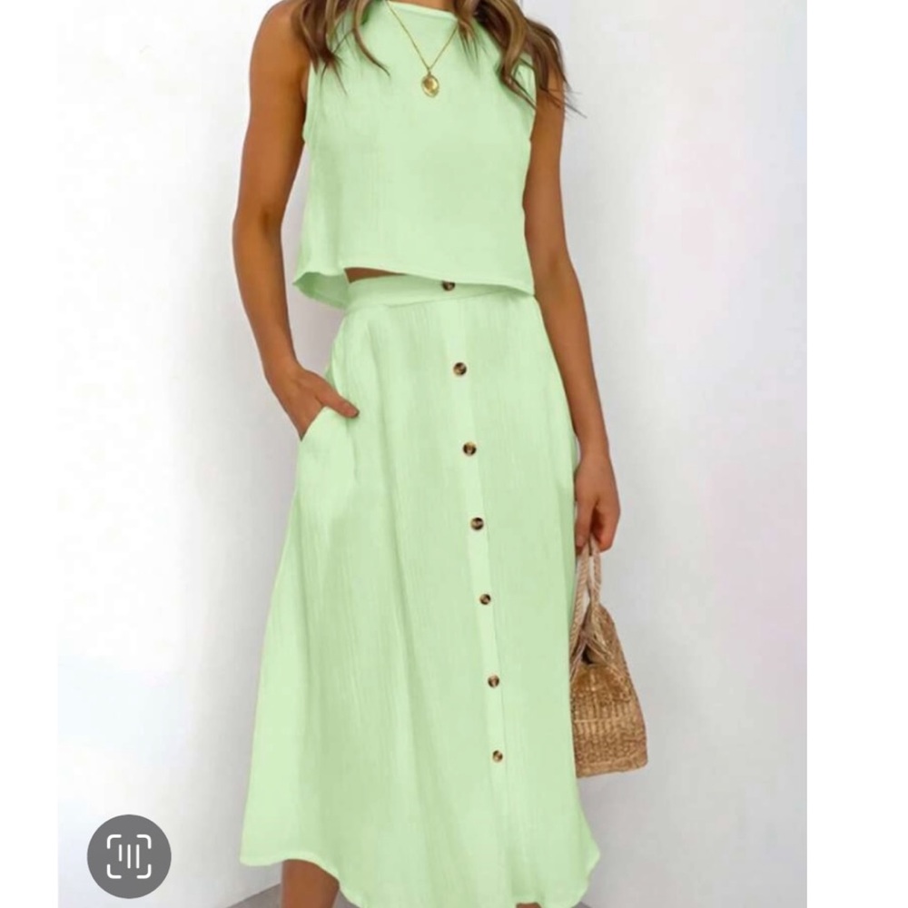 Mint Green Button-Down Midi Skirt